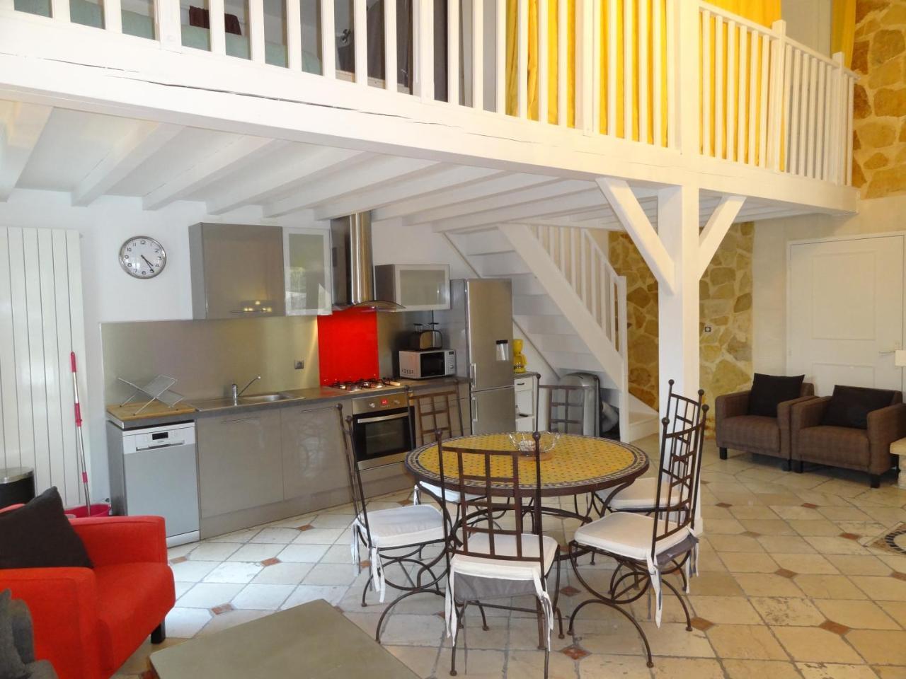 Апартаменти Locations Des Alpilles Сен-Ремі-де-Прованс Екстер'єр фото